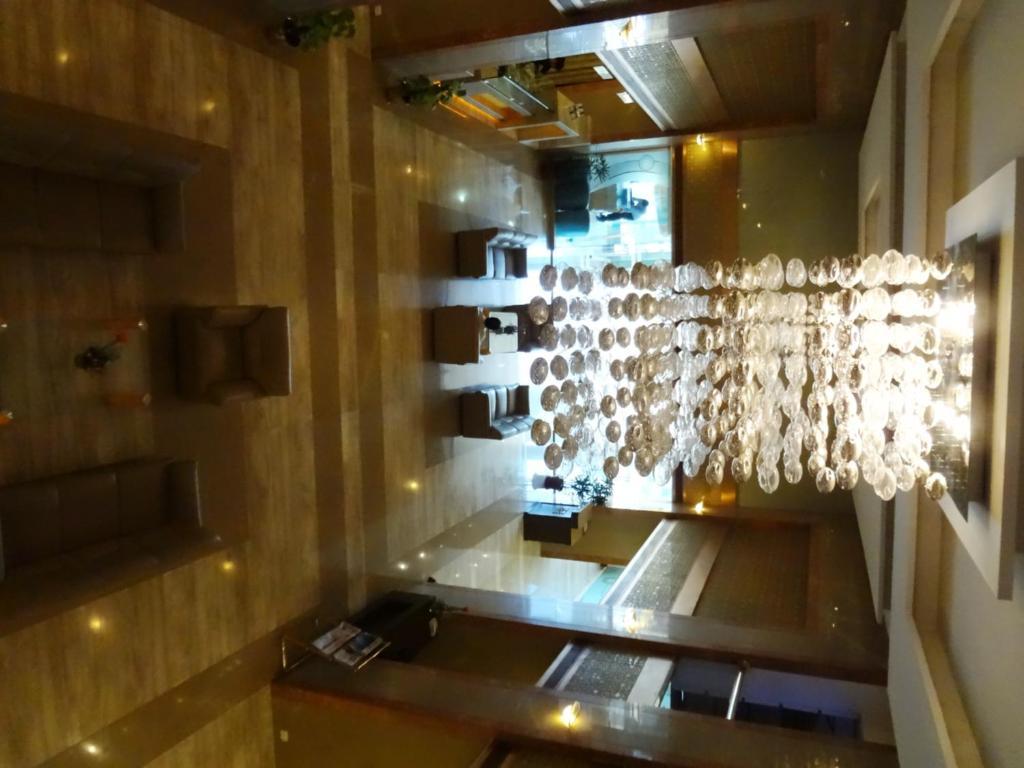 United 21 - Thane Exterior photo